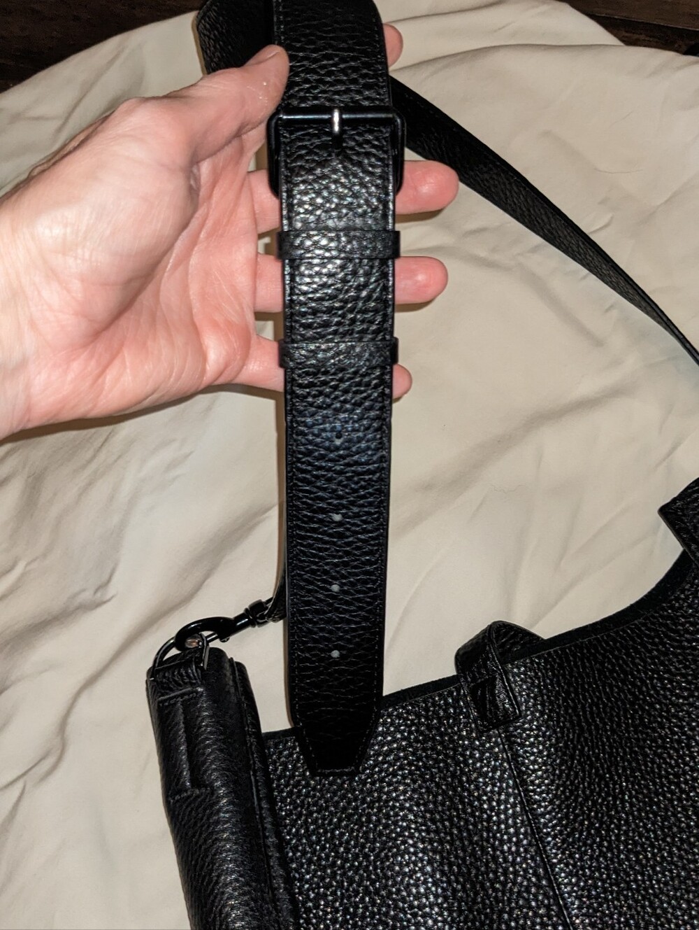 Rebecca Minkoff Unlined Feed Black Pebbled Leather Crossbody Hobo Quiet Luxury - Picture 8 of 15